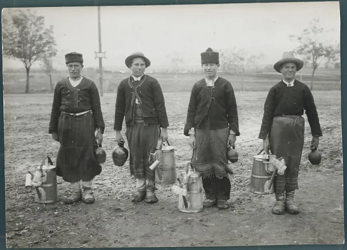 Framed Print : Vendors Carrying Refreshments Framed Print : Vendors Carrying Refreshments