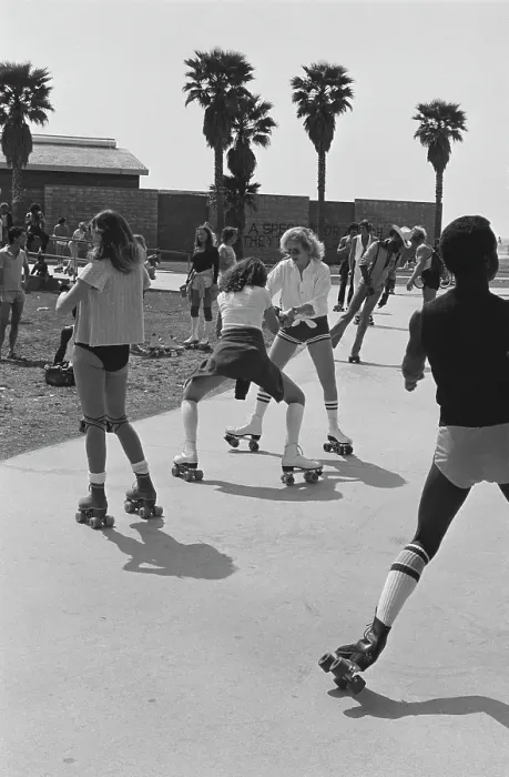 Framed Print : The Venice Beach Skate Scene Framed Print : The Venice Beach Skate Scene