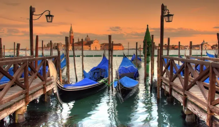 Framed Print : Venice at dusk Framed Print : Venice at dusk