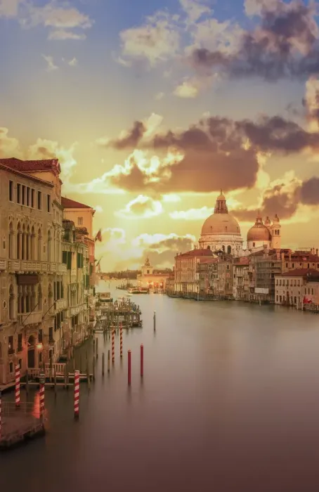 Framed Print : Venice. The Grand Canal at sunset Framed Print : Venice. The Grand Canal at sunset
