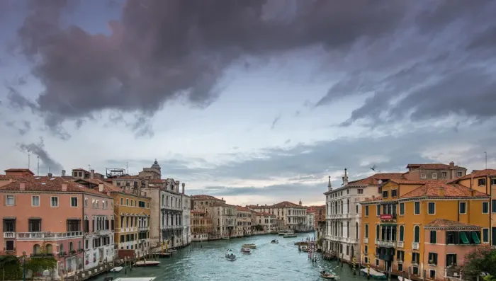 Framed Print : Venice Italy, Grand canal and building in venezia Framed Print : Venice Italy, Grand canal and building in venezia