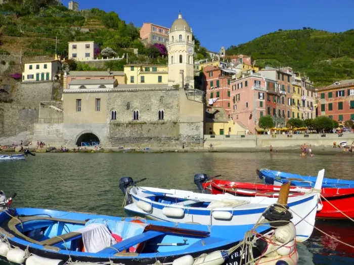 Framed Print : Vernazza, Cinque Terre, Italy Framed Print : Vernazza, Cinque Terre, Italy