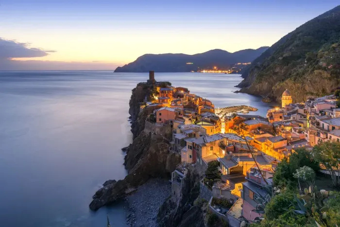 Framed Print : Vernazza, Cinque Terre, Italy Framed Print : Vernazza, Cinque Terre, Italy