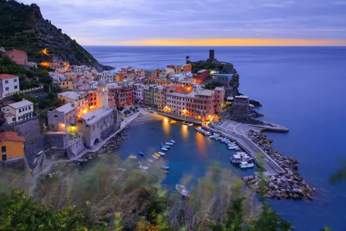 Framed Print : Vernazza, Cinque Terre, Italy