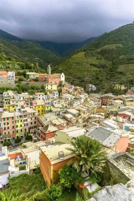 Framed Print : Vernazza small town, Cinque Terre Framed Print : Vernazza small town, Cinque Terre