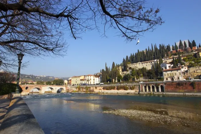 Framed Print : Verona view of the roman Ponte Pietra bridge and Adige River Framed Print : Verona view of the roman Ponte Pietra bridge and Adige River