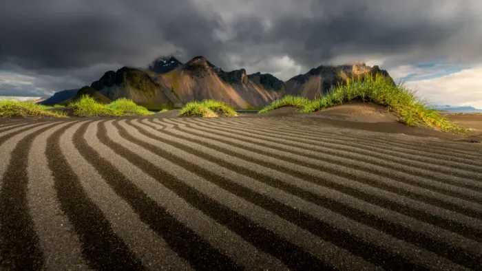 Framed Print : Vestrahorn with sand dune foreground Framed Print : Vestrahorn with sand dune foreground