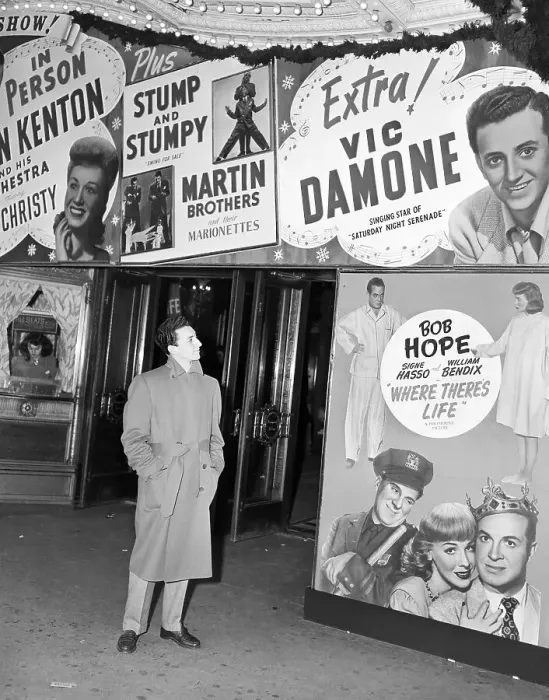 Framed Print : Vic Damone'S Rise To Stardom Framed Print : Vic Damone'S Rise To Stardom