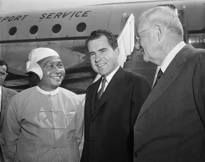Framed Print : Vice President Richard Nixon with Dignitaries at Airport Framed Print : Vice President Richard Nixon with Dignitaries at Airport