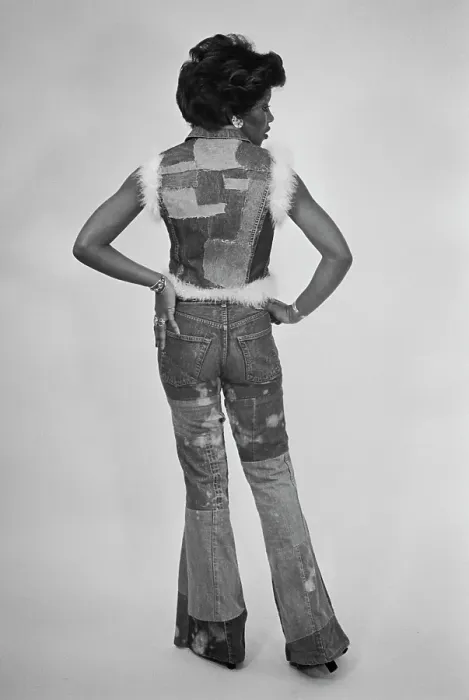 Framed Print : Vicki Abercombie - Soul Train Dancer Framed Print : Vicki Abercombie - Soul Train Dancer