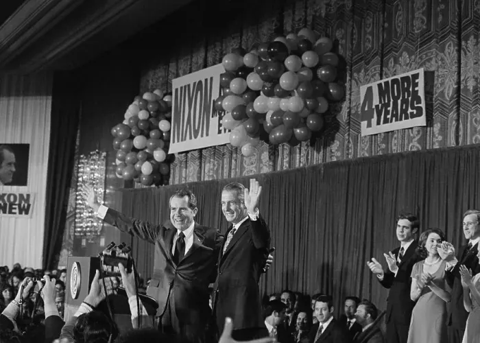 Framed Print : Victorious Republican Ticket Nixon / Agnew Framed Print : Victorious Republican Ticket Nixon / Agnew