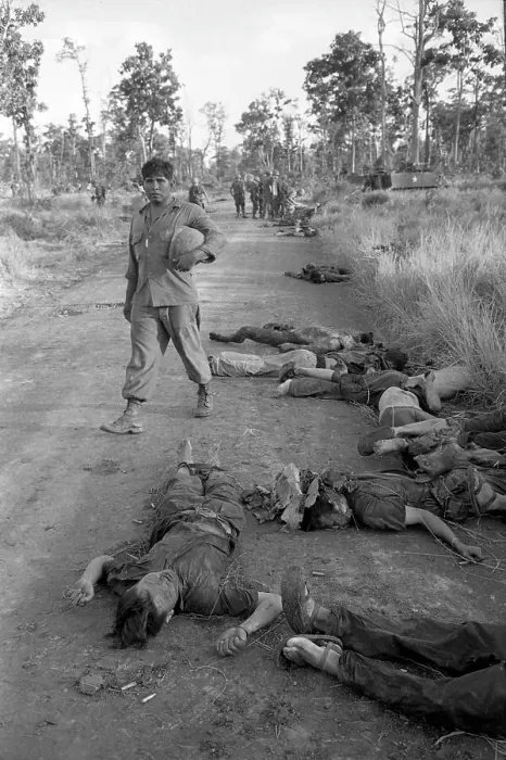 Framed Print : Vietnam Ground Warfare