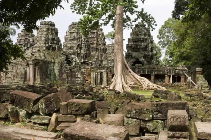 Framed Print : View of Banteay Kdei temple surrounded by jungle Framed Print : View of Banteay Kdei temple surrounded by jungle