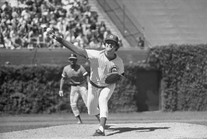 Framed Print : Front View of Bruce Sutter Pitching