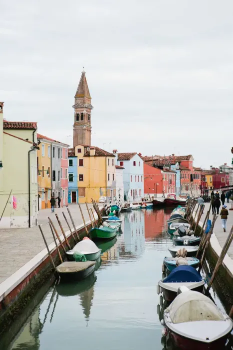 Framed Print : A view down one of Buranos many canals, Italy