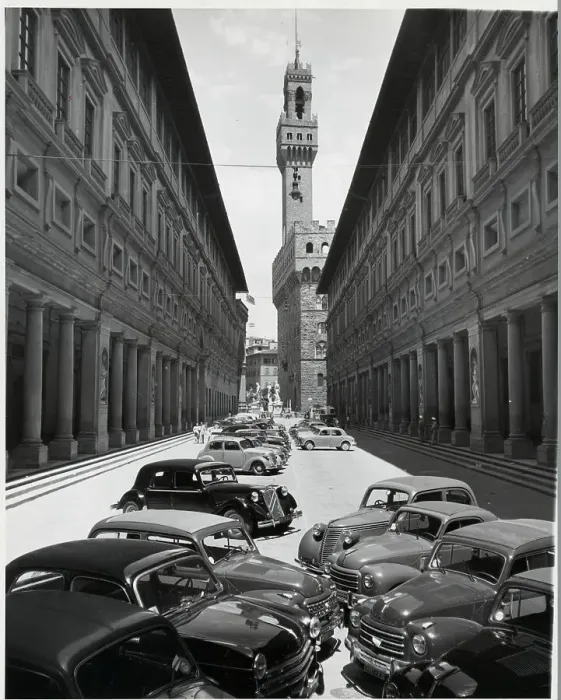 Framed Print : View of Cars Before Palace Uffizi Framed Print : View of Cars Before Palace Uffizi
