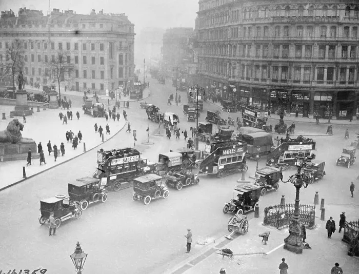 Framed Print : View of Charing Cross Framed Print : View of Charing Cross