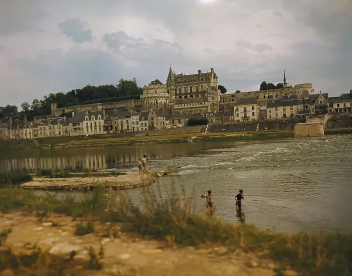 Framed Print : View of Chateau d'Amboise Framed Print : View of Chateau d'Amboise
