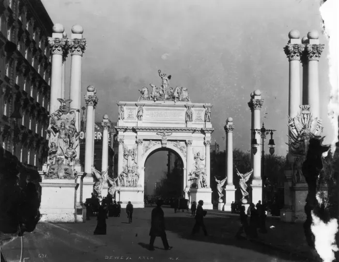 Framed Print : View of Dewey Arch 1899 Framed Print : View of Dewey Arch 1899