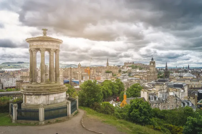 Framed Print : A view of Edinburgh from Calton Hill Framed Print : A view of Edinburgh from Calton Hill