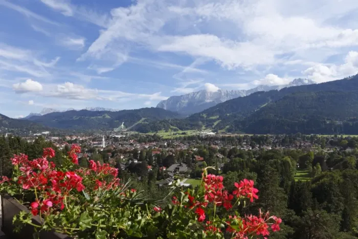 Framed Print : View of Garmisch-Partenkirchen as seen from Kriegergedaechtniskapelle memorial chapel, Werdenfelser Land region, Upper Bavaria, Bavaria, Germany, Europe Framed Print : View of Garmisch-Partenkirchen as seen from Kriegergedaechtniskapelle memorial chapel, Werdenfelser Land region, Upper Bavaria, Bavaria, Germany, Europe