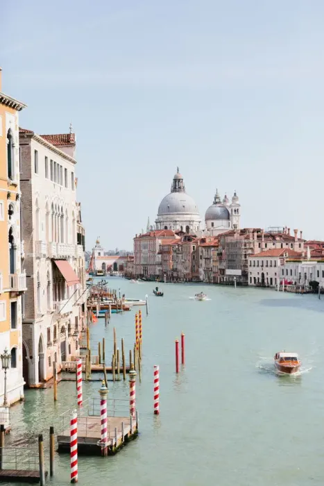 Framed Print : View down The Grand Canal towards Santa Maria della Salute, Venice Italy Framed Print : View down The Grand Canal towards Santa Maria della Salute, Venice Italy