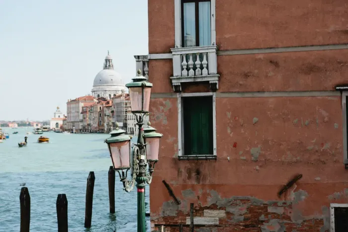 Framed Print : View down The Grand Canal towards Santa Maria della Salute, Venice Italy Framed Print : View down The Grand Canal towards Santa Maria della Salute, Venice Italy