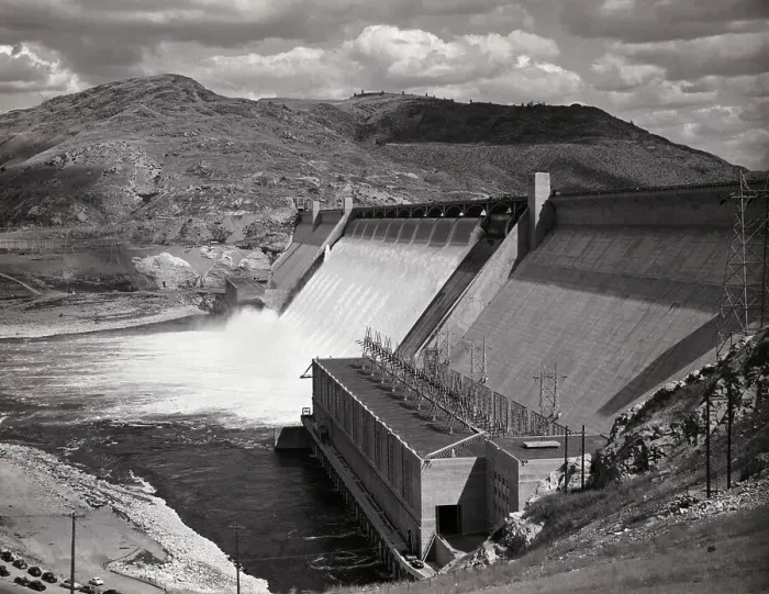 Framed Print : View Of Grand Coulee Dam Framed Print : View Of Grand Coulee Dam