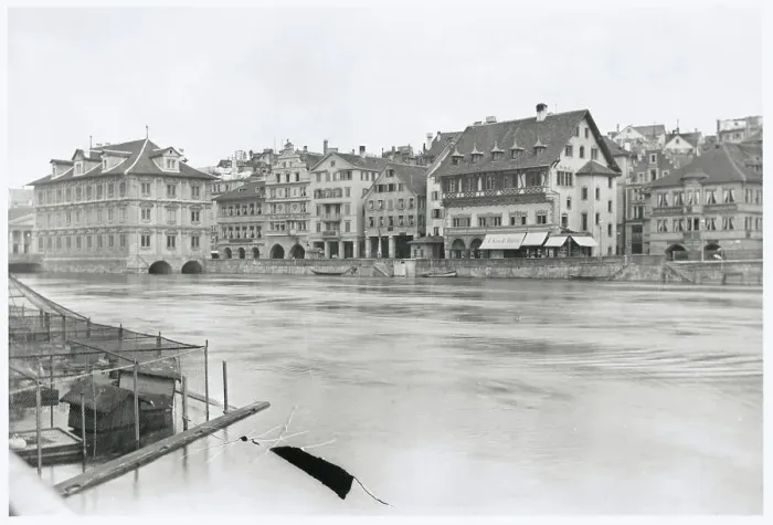 Framed Print : View of Lake and Council House Framed Print : View of Lake and Council House