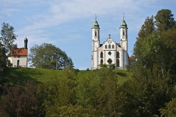View of Leonhardskapelle chapel and Kirche Heilig Kreuz, Church of the Holy Cross, Kalvarienberg, Bad Toelz, Upper Bavaria, Bavaria, Germany, Europe, PublicGround