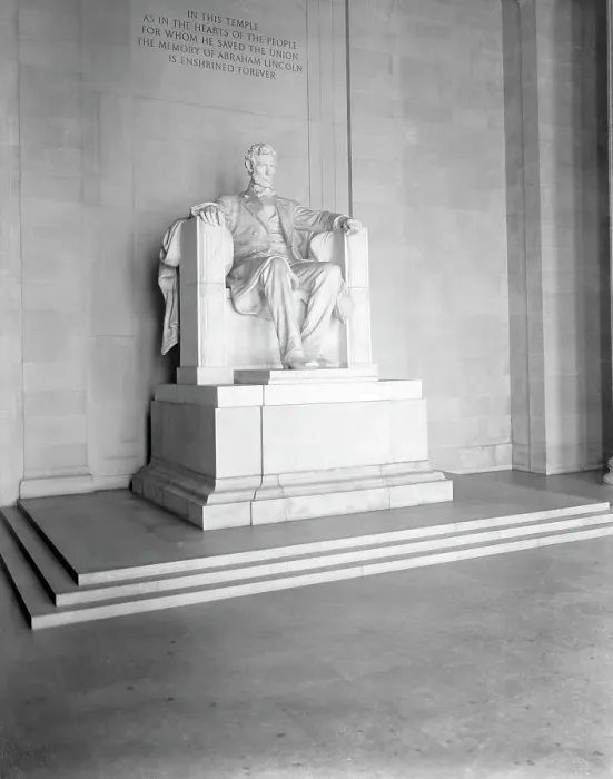 Framed Print : View of Lincoln Memorial Framed Print : View of Lincoln Memorial