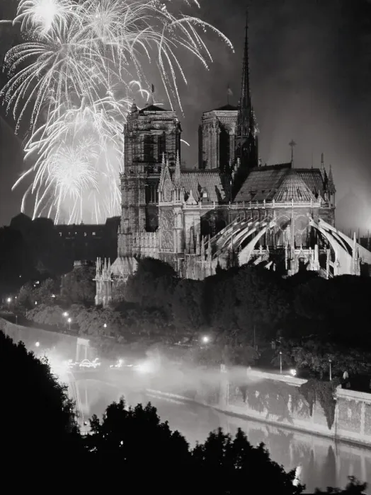 Framed Print : View of Notre Dame Under Firework Display Framed Print : View of Notre Dame Under Firework Display