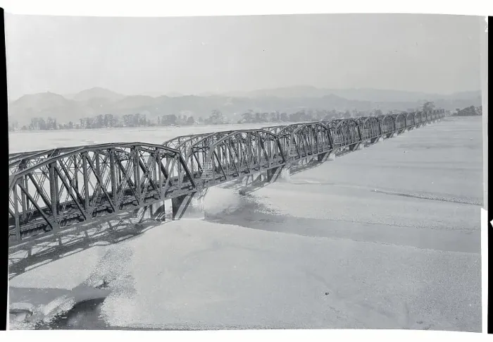 Framed Print : View of Ohi Railway Bridge Framed Print : View of Ohi Railway Bridge