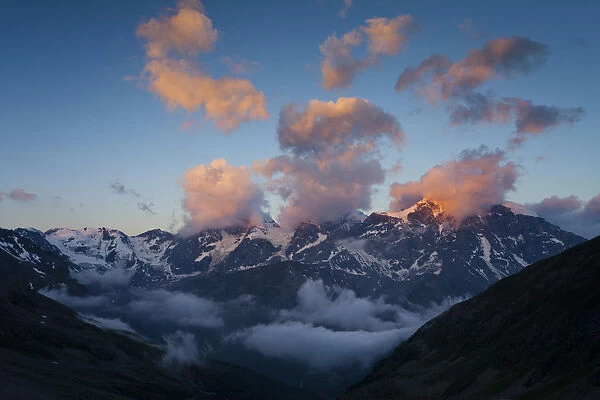 View of Ortler mountain, Monte Zebru mountain and Koenig mountain as seen from Duesseldorfhuette mountain lodge above Sulden, sunrise, Suldental valley, province of Bolzano-Bozen, Italy, Europe