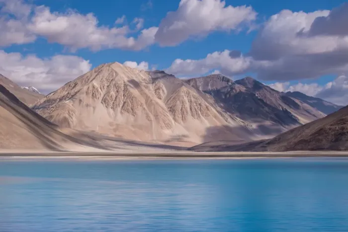 Framed Print : View of Pangong Tso Tibetan for high grassland lake Framed Print : View of Pangong Tso Tibetan for high grassland lake