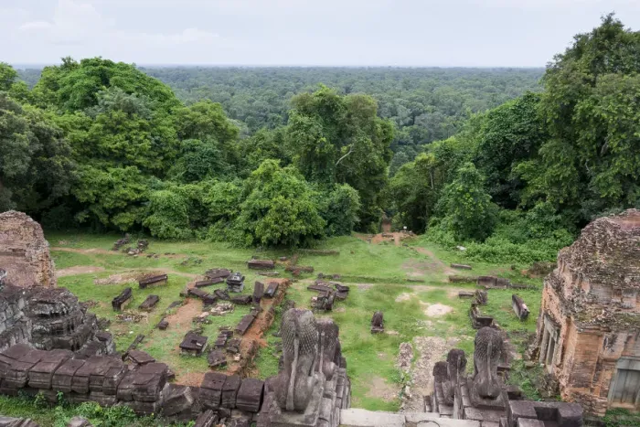 Framed Print : View of rainforest from Phnom Bakheng