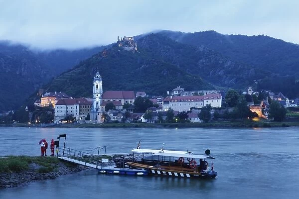 View from Rossatzbach over the Danube river on Duernstein, Wachau, Lower Austria, Austria, Europe