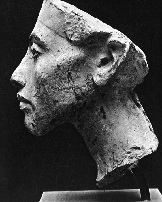 Framed Print : Side View of Sculpture Head of Akhenaten by Tuthmosis Framed Print : Side View of Sculpture Head of Akhenaten by Tuthmosis