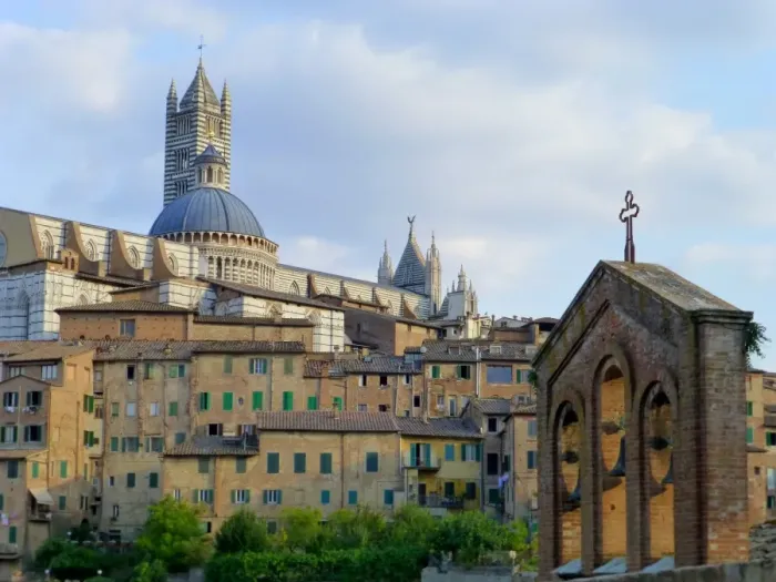 Framed Print : View on Siena with the cathedral Framed Print : View on Siena with the cathedral