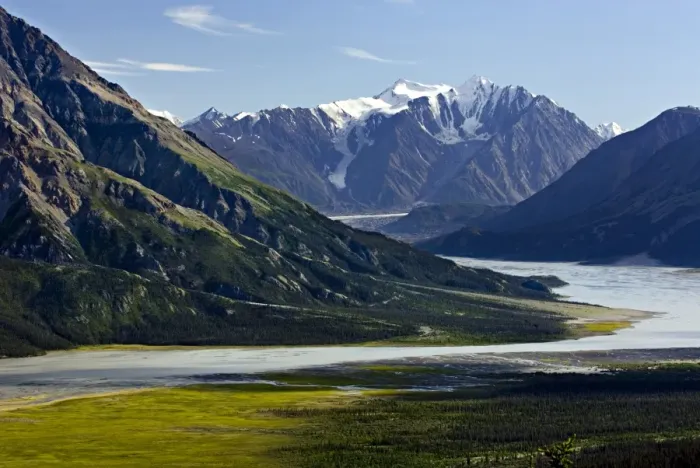 Framed Print : View up the Slims River Valley, Kluane National Park, Yukon, Canada Framed Print : View up the Slims River Valley, Kluane National Park, Yukon, Canada