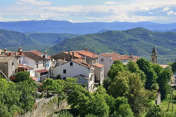 View across the town with the Church of Saint Margareth, Motovun, Montona, Mirna Valley, Istria, Croatia