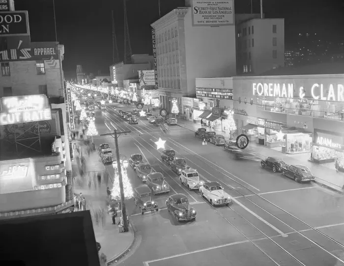Framed Print : View of Traffic and Pedestrians on Hollywood and Vine Framed Print : View of Traffic and Pedestrians on Hollywood and Vine