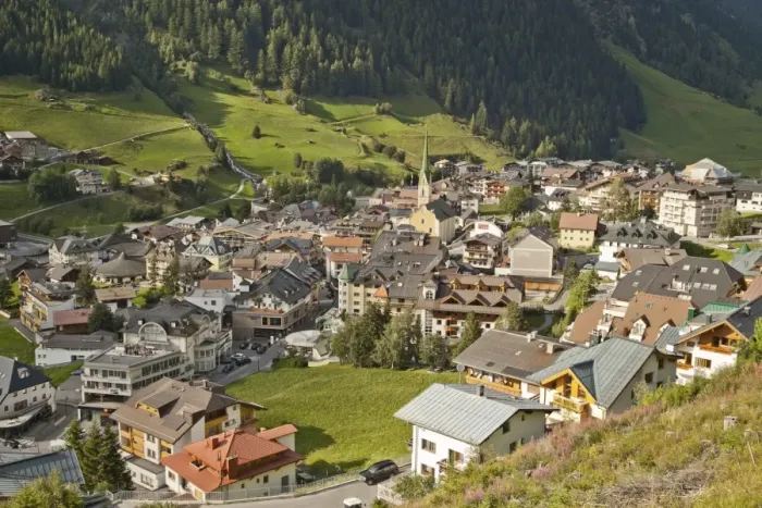 Framed Print : View over the village of Ischgl, Paznauntal valley, Tyrol, Austria Framed Print : View over the village of Ischgl, Paznauntal valley, Tyrol, Austria