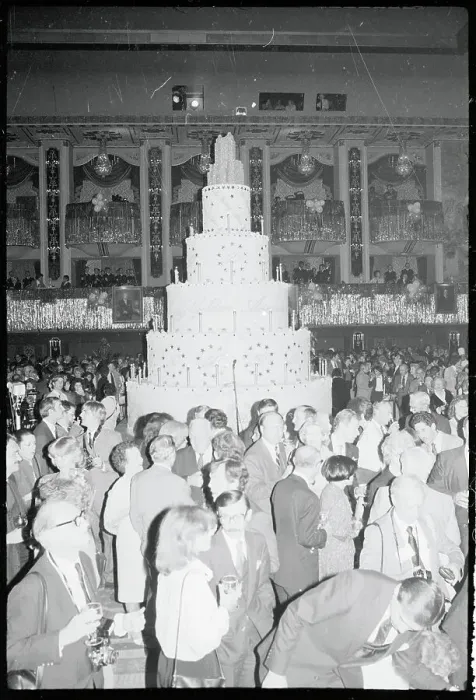 Framed Print : View of Waldorf-Astoria Party Framed Print : View of Waldorf-Astoria Party