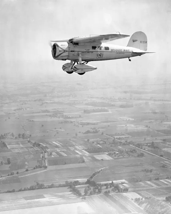 Framed Print : View of Winnie Mae Flying Near Cleveland Framed Print : View of Winnie Mae Flying Near Cleveland