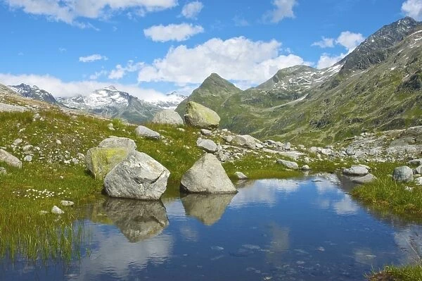 Views from the glacier, Nationalpark Hohe Tauern national park, Tyrol, Austria, Europe