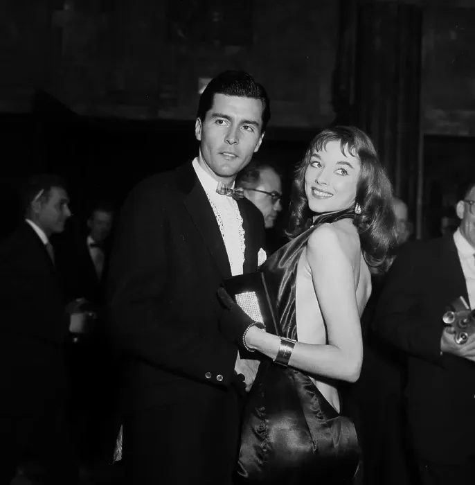 Framed Print : Vikki Dougan Framed Print : Vikki Dougan