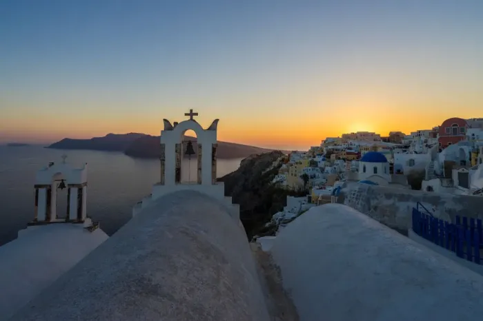 Framed Print : Village of Oia at sunset, Santorini, Greece Framed Print : Village of Oia at sunset, Santorini, Greece