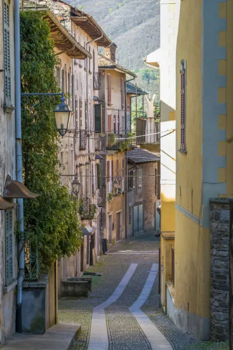 Framed Print : The village of Orta San Giulio on Lake Orta, Italy Framed Print : The village of Orta San Giulio on Lake Orta, Italy