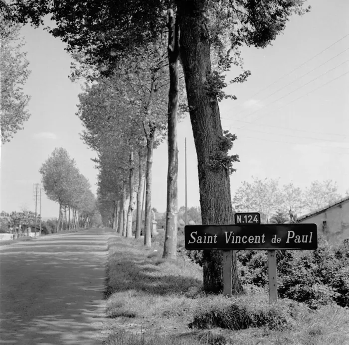 Framed Print : Village Sign Framed Print : Village Sign